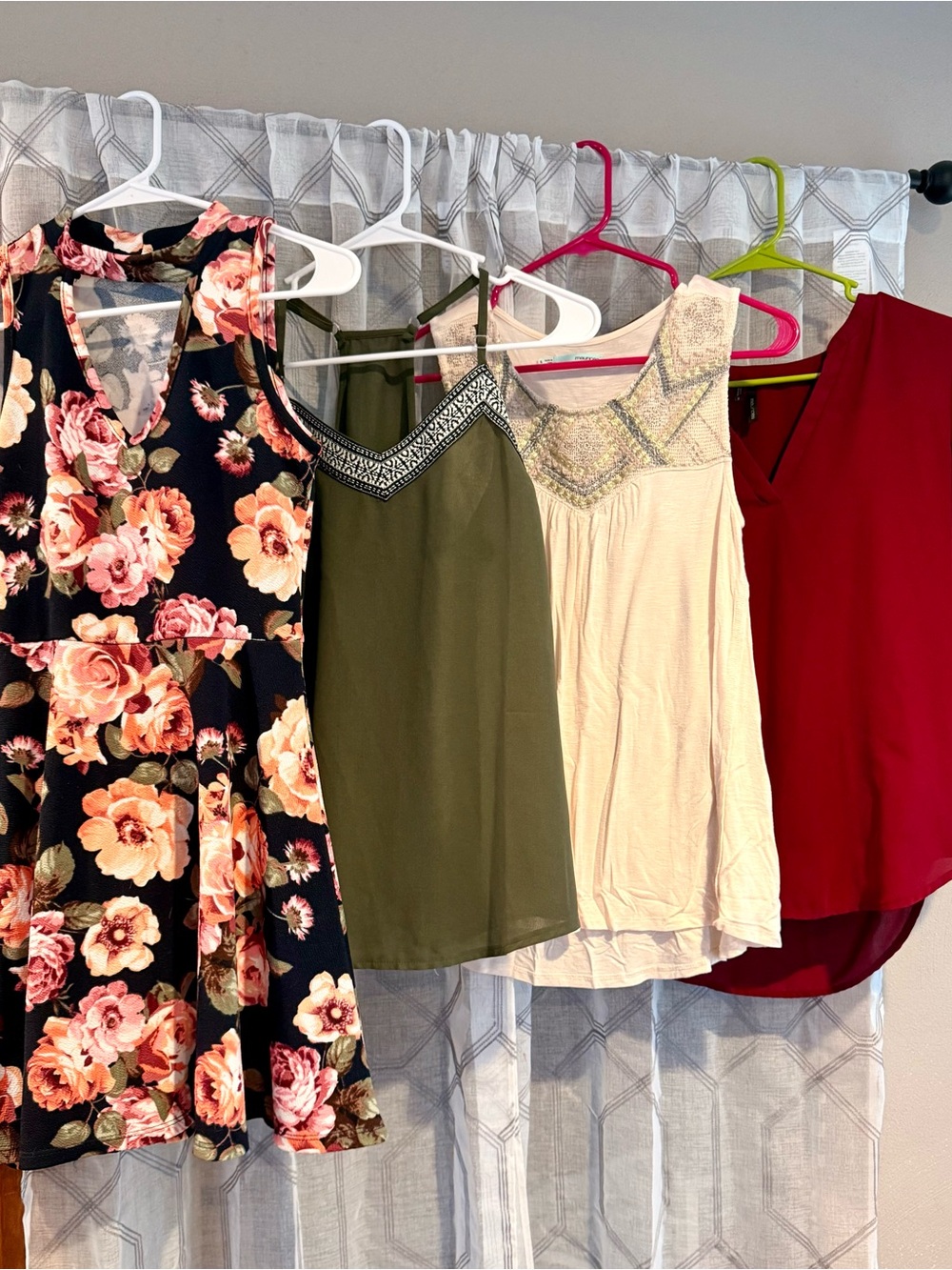 Women’s sz Small Bundle